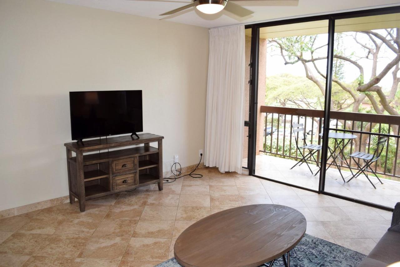 Beautiful Private Condo Walking Distance To Beach Mv2321 Kihei Dış mekan fotoğraf